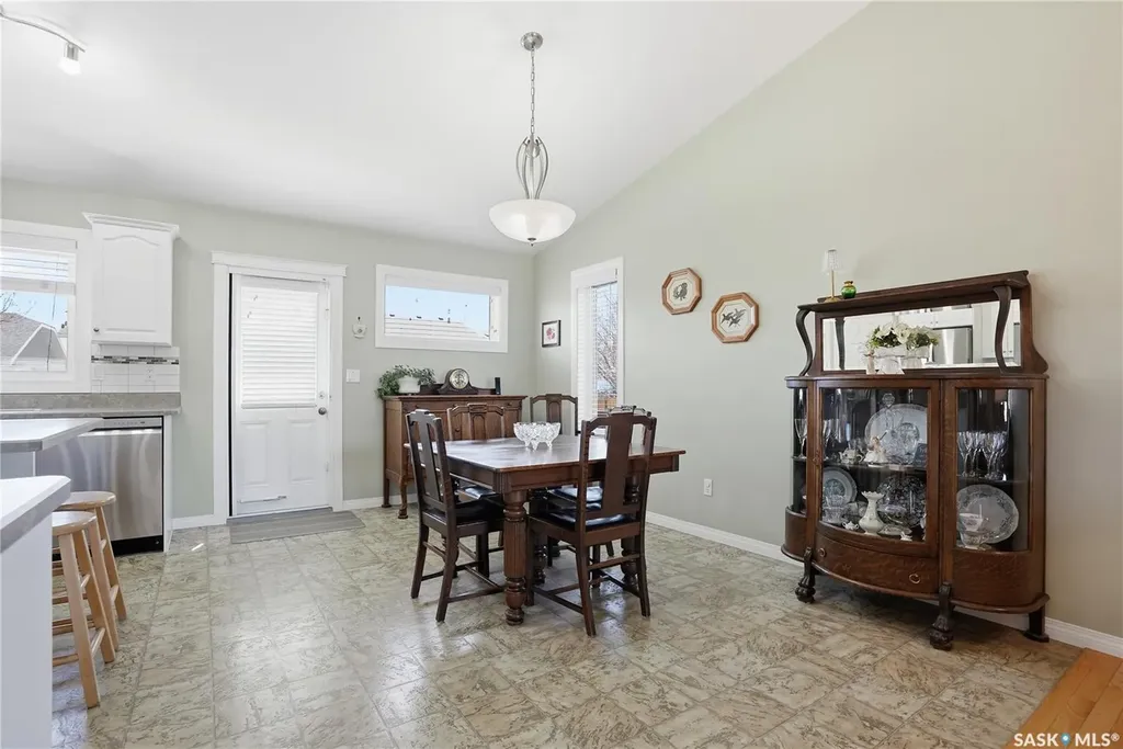 511 Pobran Crescent Saskatoon SK S7S 1L4