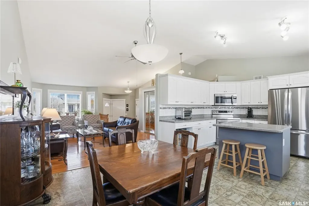 511 Pobran Crescent Saskatoon SK S7S 1L4