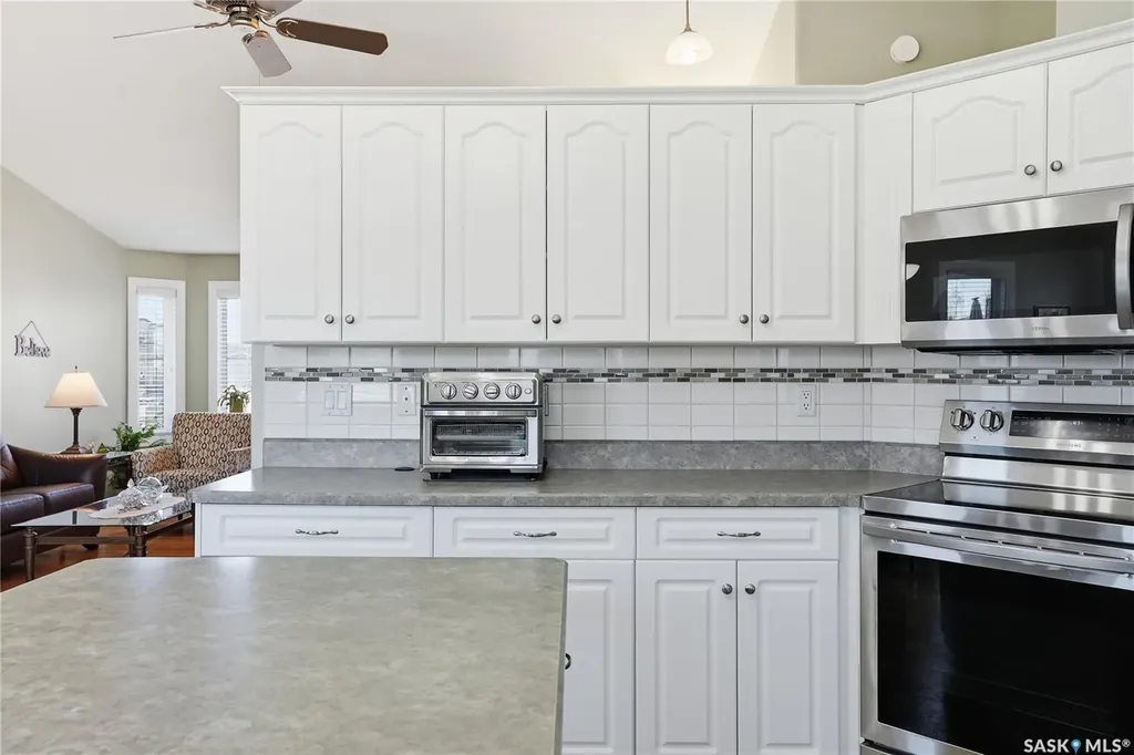 511 Pobran Crescent Saskatoon SK S7S 1L4