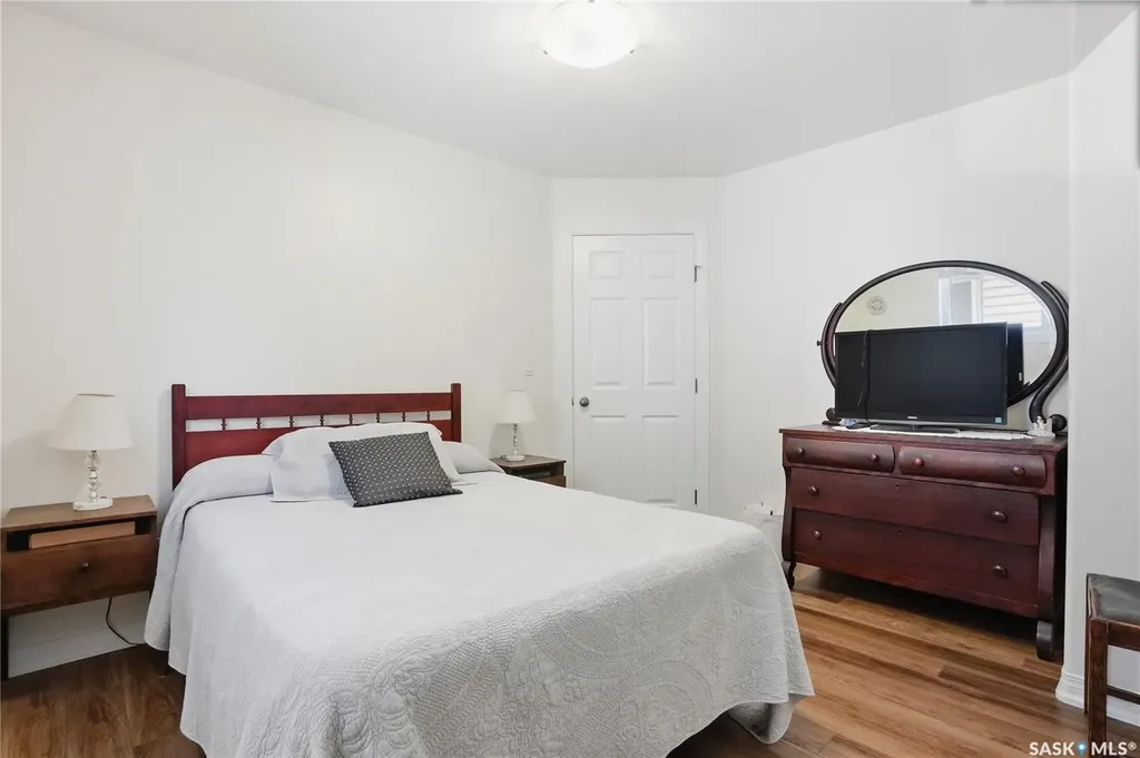 511 Pobran Crescent Saskatoon SK S7S 1L4