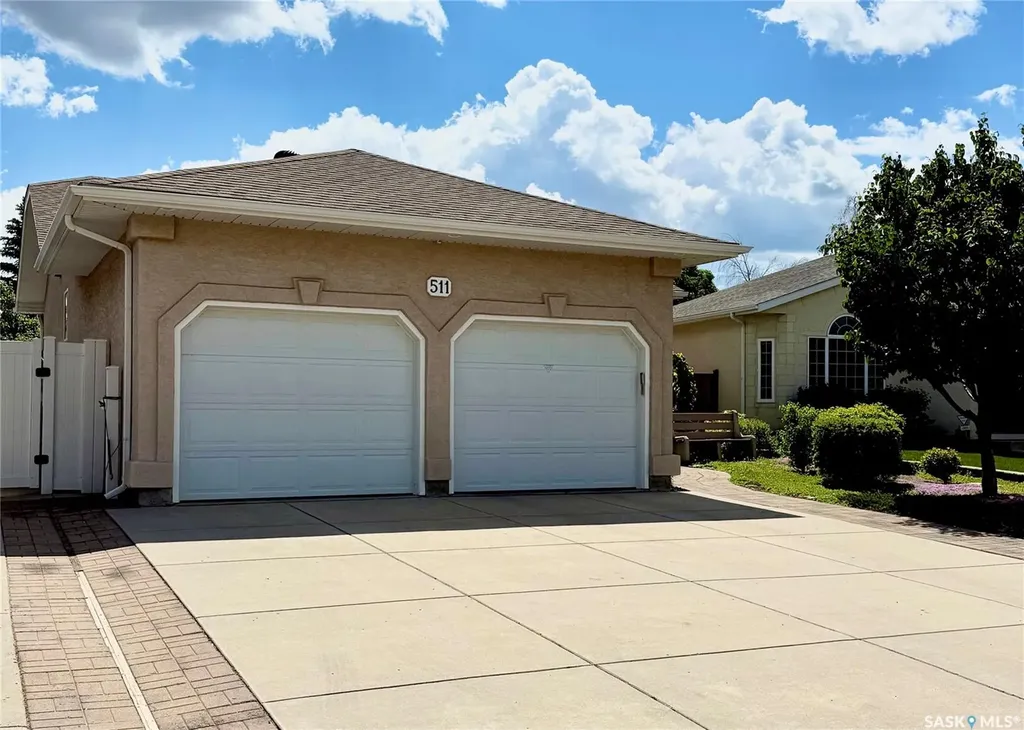 511 Pobran Crescent Saskatoon SK S7S 1L4