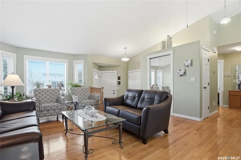 511 Pobran Crescent Saskatoon SK S7S 1L4