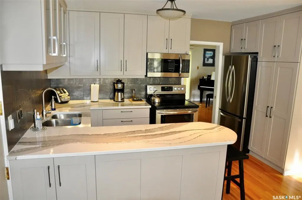 1 Maclean Crescent Saskatoon SK S7J 2R6