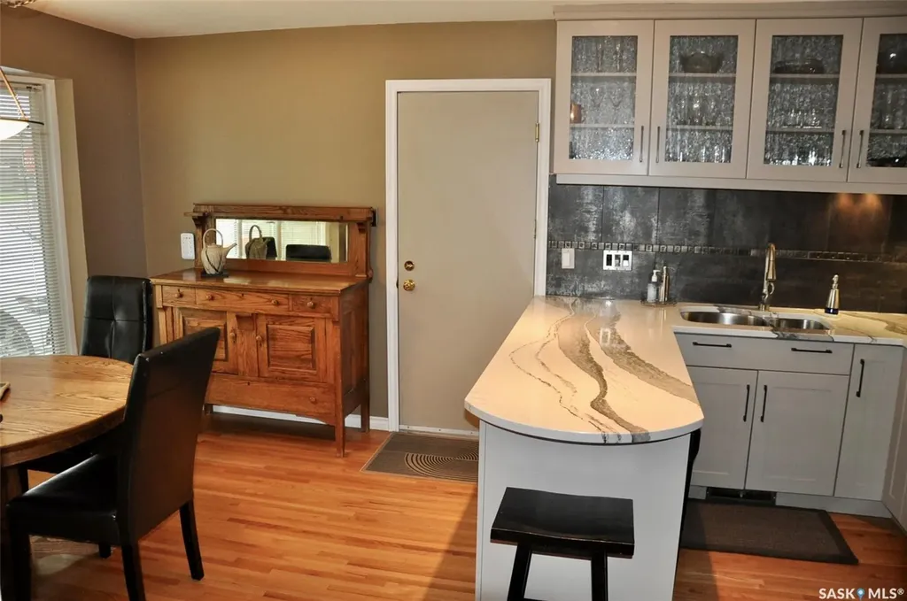 1 Maclean Crescent Saskatoon SK S7J 2R6