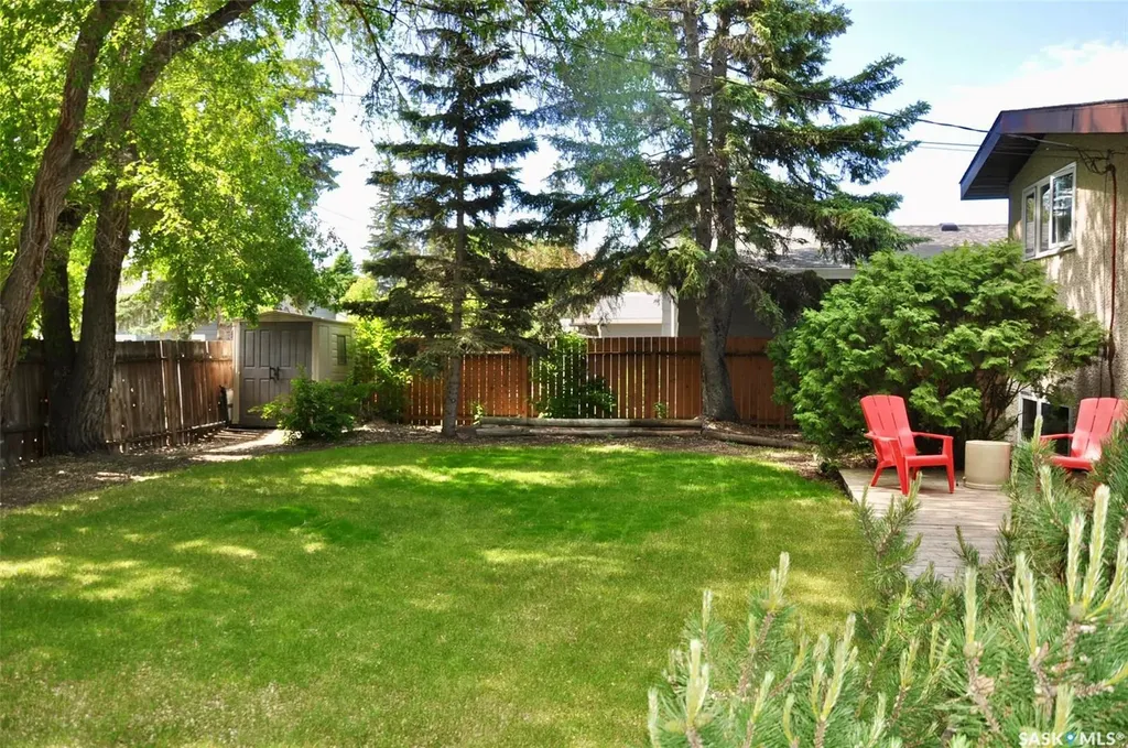 1 Maclean Crescent Saskatoon SK S7J 2R6