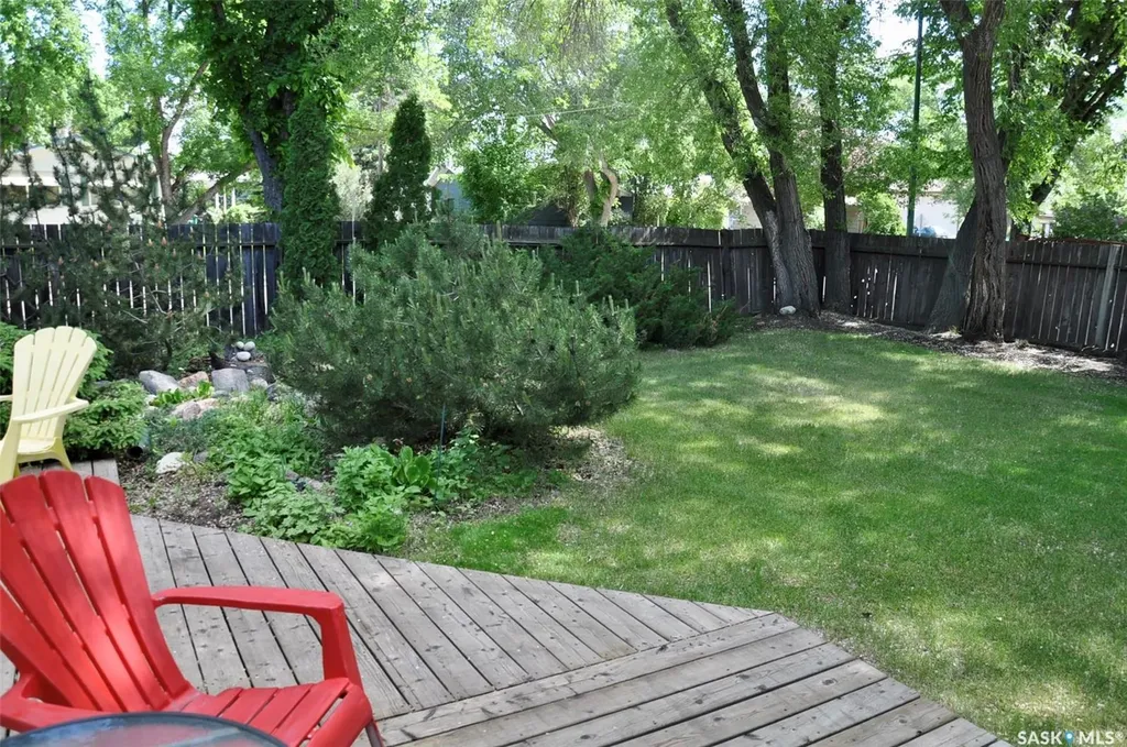 1 Maclean Crescent Saskatoon SK S7J 2R6