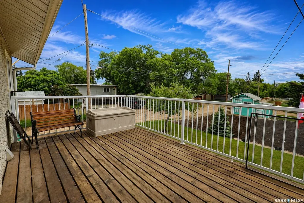 626 22nd Street E Prince Albert SK S6V 1P1