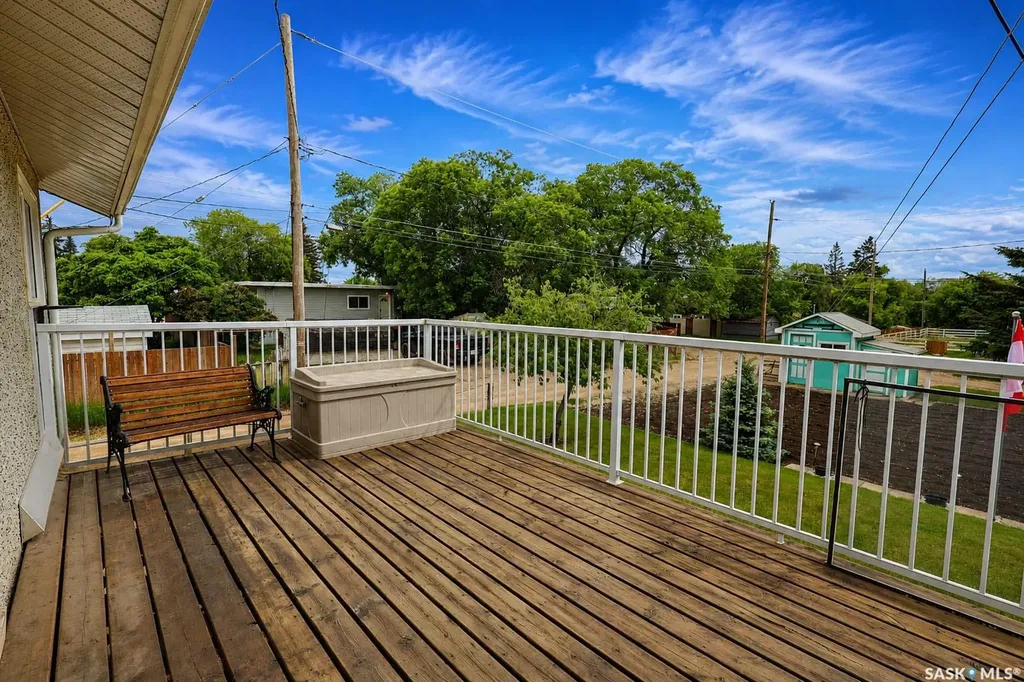 626 22nd Street E Prince Albert SK S6V 1P1