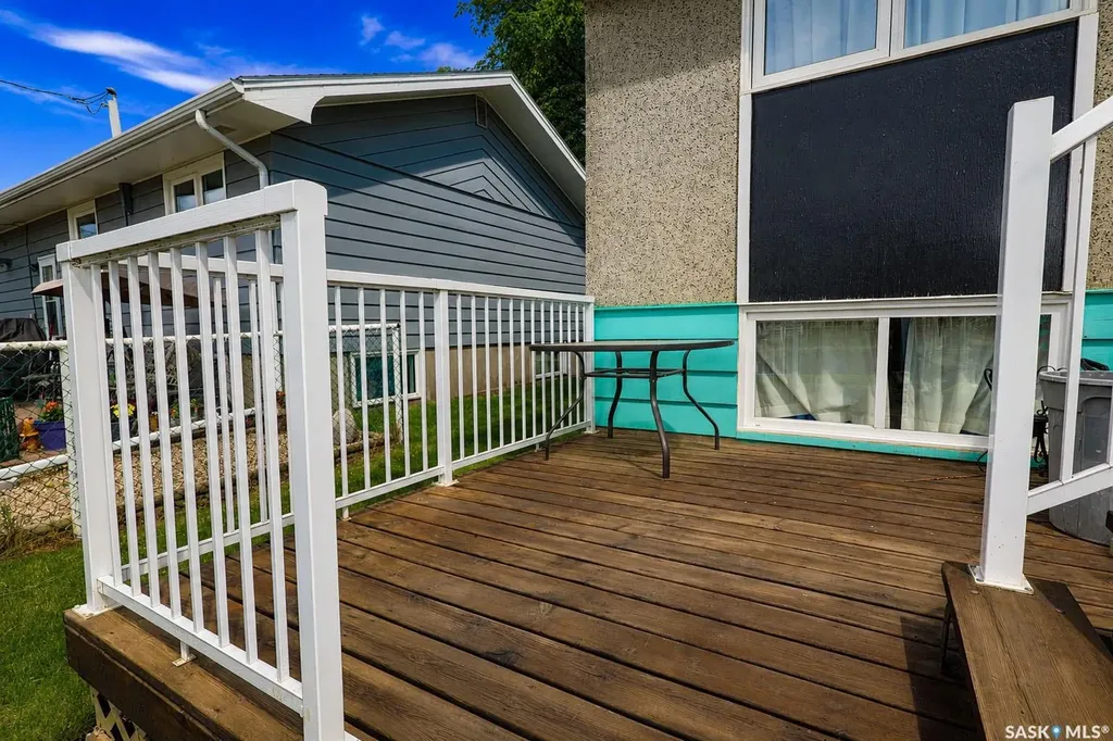 626 22nd Street E Prince Albert SK S6V 1P1