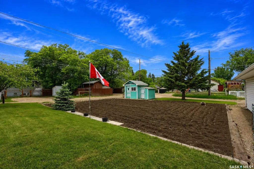 626 22nd Street E Prince Albert SK S6V 1P1