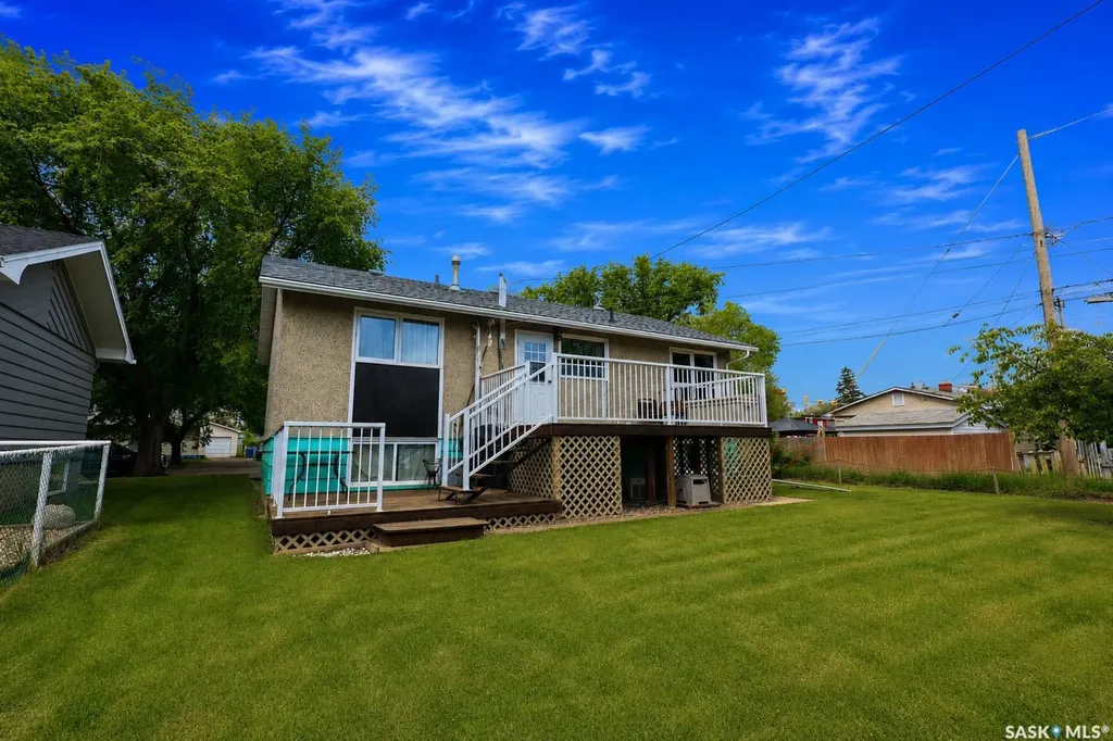 626 22nd Street E Prince Albert SK S6V 1P1