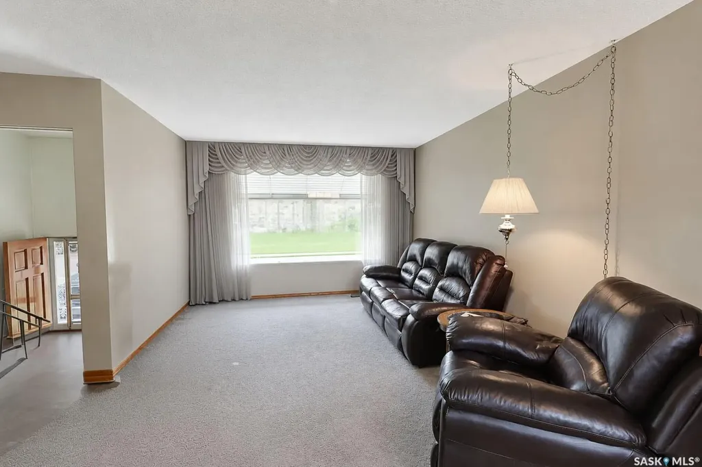 626 22nd Street E Prince Albert SK S6V 1P1