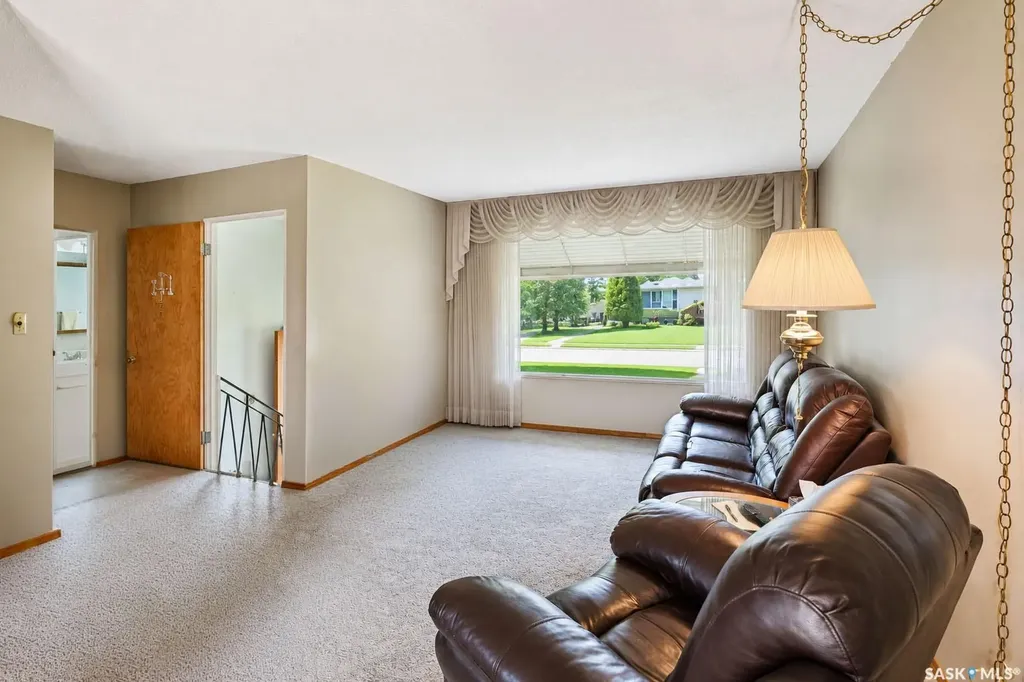 626 22nd Street E Prince Albert SK S6V 1P1