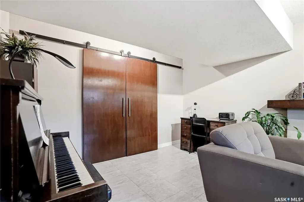 447 Ball Way Saskatoon SK S7K 6E6