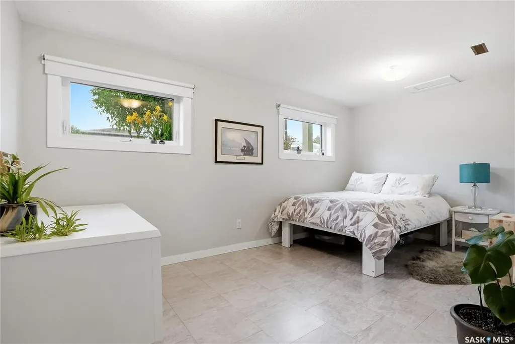 447 Ball Way Saskatoon SK S7K 6E6