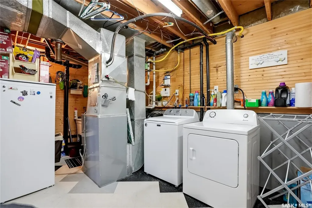 447 Ball Way Saskatoon SK S7K 6E6
