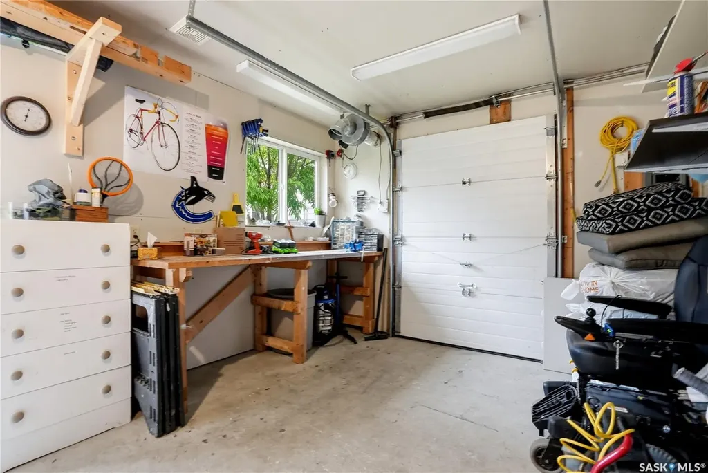 447 Ball Way Saskatoon SK S7K 6E6