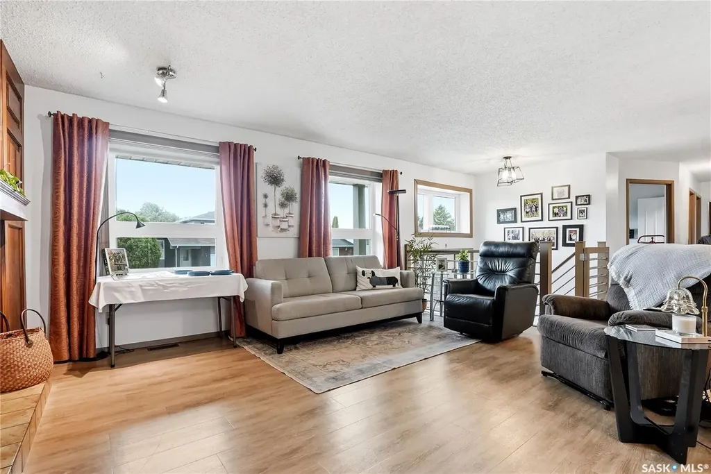 447 Ball Way Saskatoon SK S7K 6E6