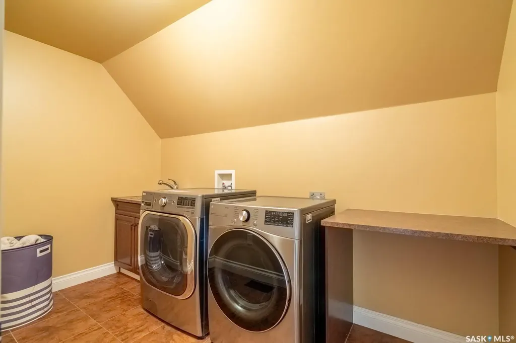 2514 Broderick Road Regina SK S4V 1K6