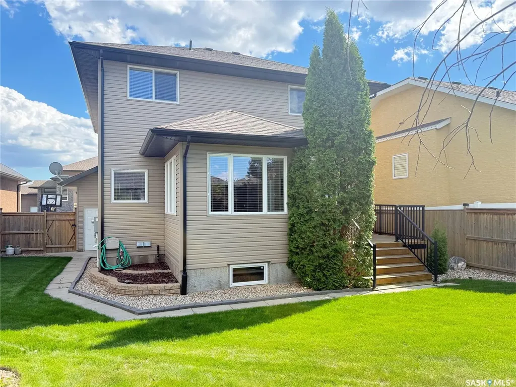 1510 Shepherd Crescent Saskatoon SK S7W 0B6