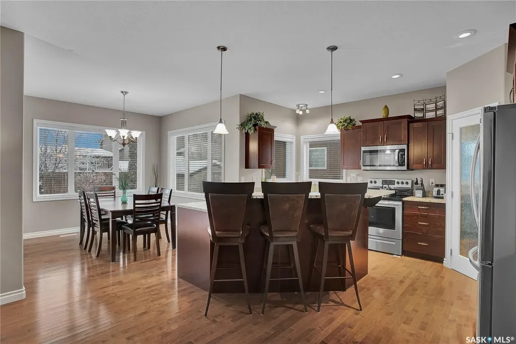 1510 Shepherd Crescent Saskatoon SK S7W 0B6