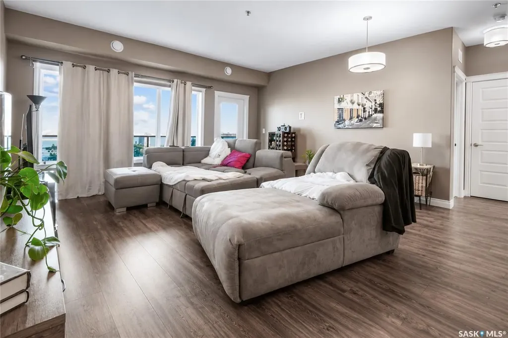 423 Nelson Road Saskatoon SK S7S 1P2