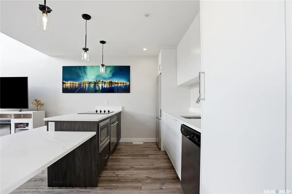 631 Brighton Gate Saskatoon SK S7V 0T4