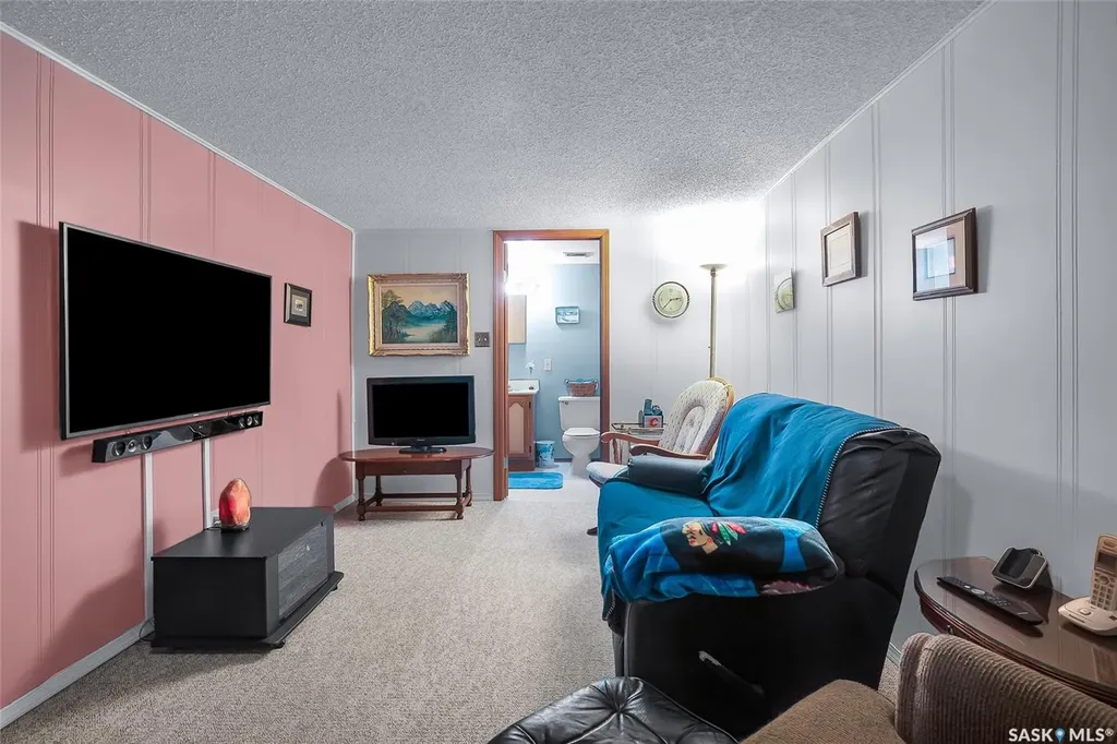 1220 Main Street E Saskatoon SK S7H 0L2