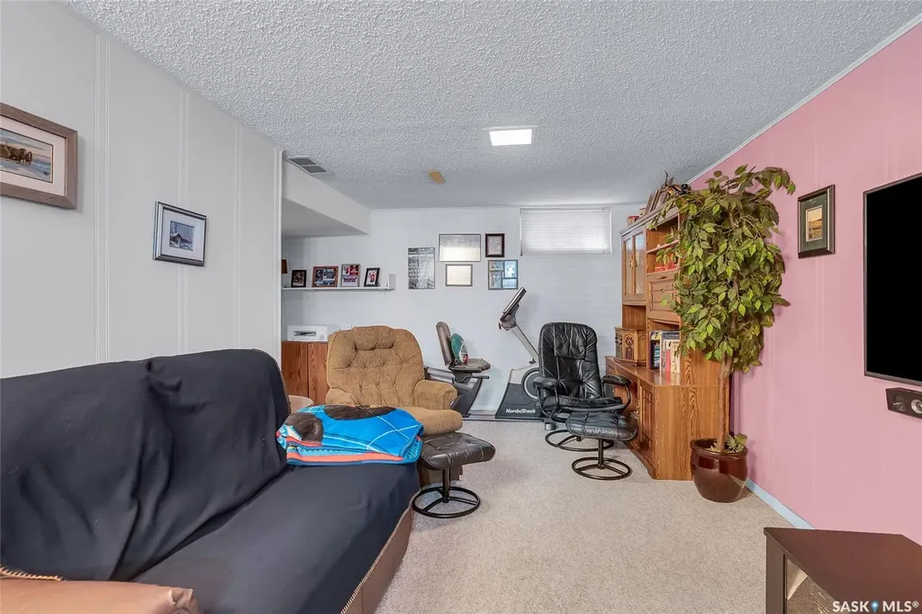 1220 Main Street E Saskatoon SK S7H 0L2
