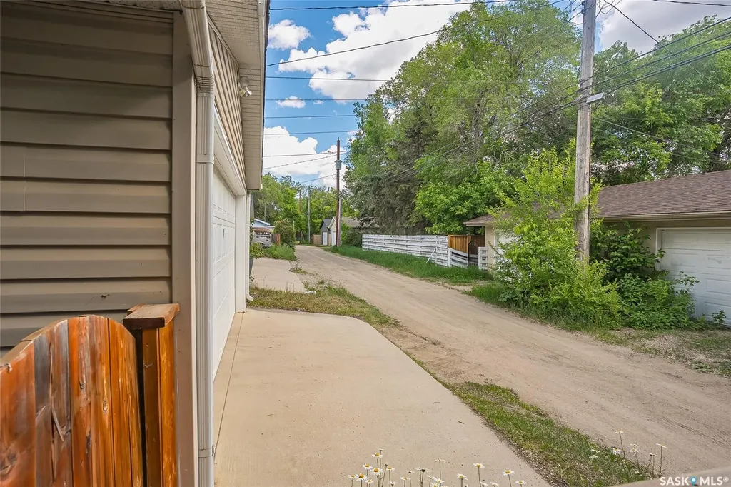 1220 Main Street E Saskatoon SK S7H 0L2
