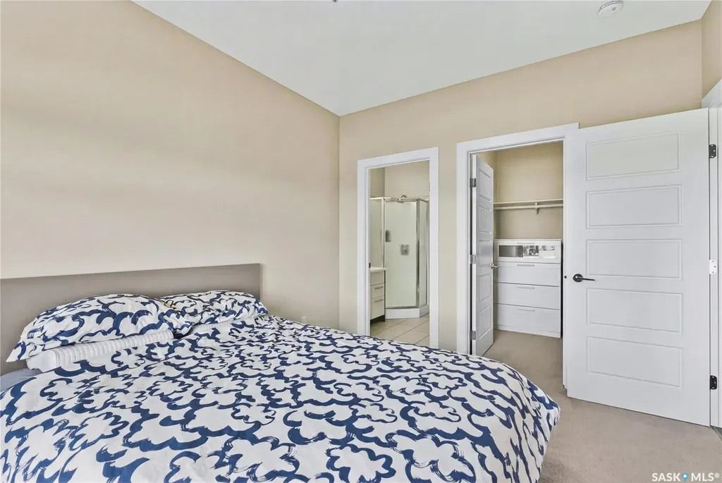 502 Perehudoff Crescent Saskatoon SK S7N 4H6
