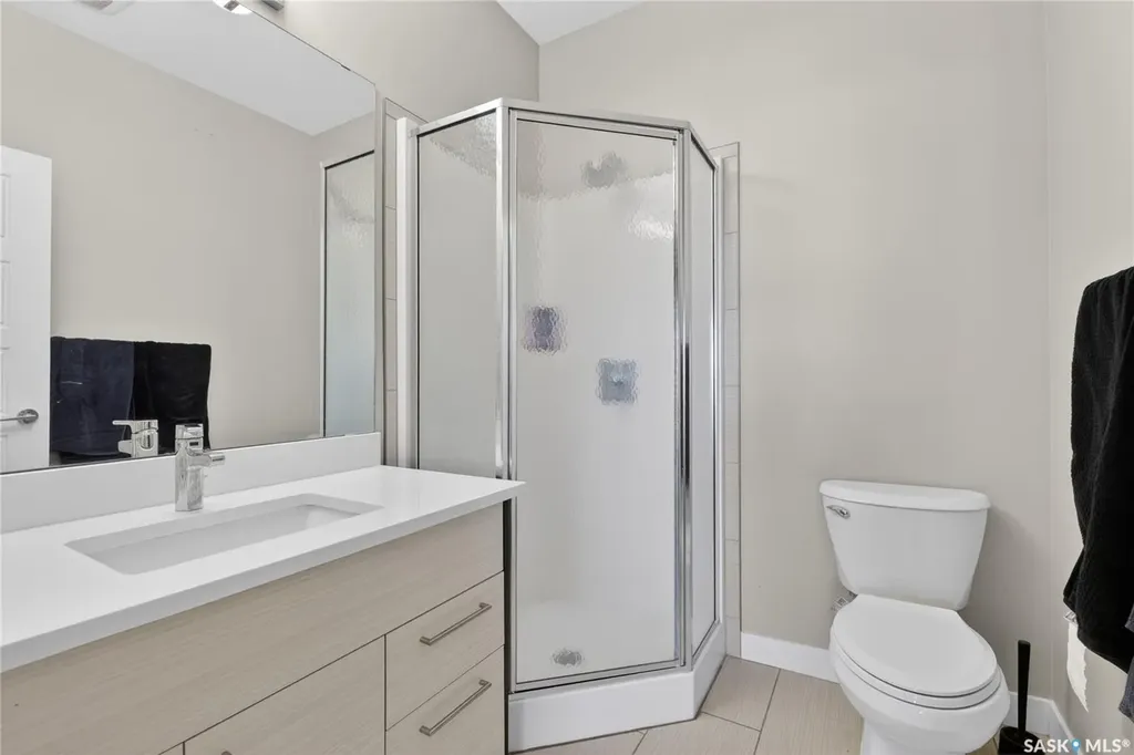 502 Perehudoff Crescent Saskatoon SK S7N 4H6