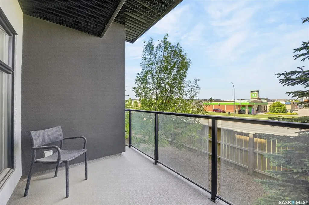 502 Perehudoff Crescent Saskatoon SK S7N 4H6