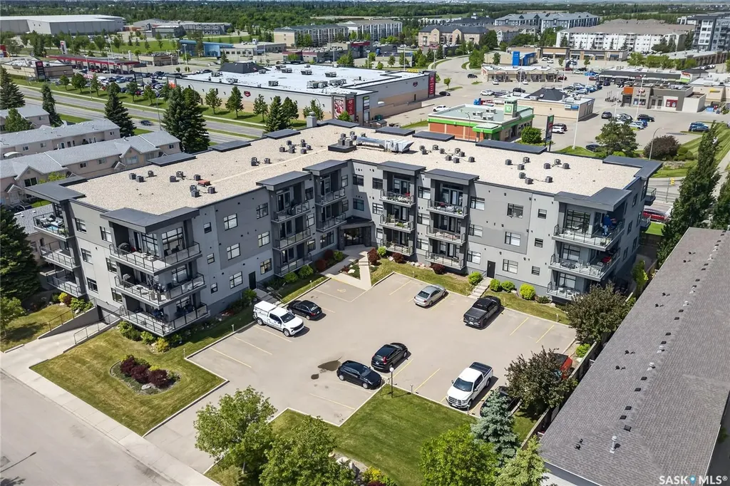 502 Perehudoff Crescent Saskatoon SK S7N 4H6