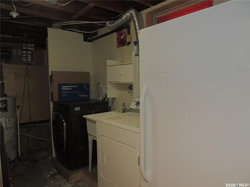 826 Albert Street Estevan SK S4A 1S1