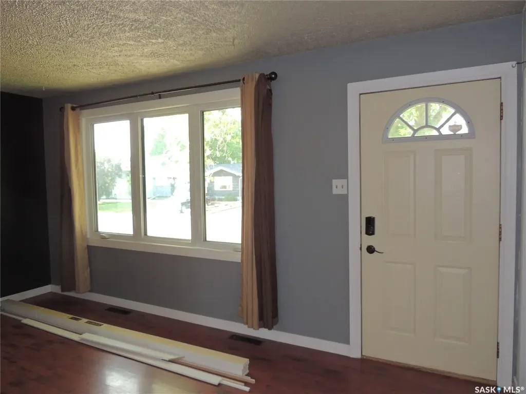 826 Albert Street Estevan SK S4A 1S1