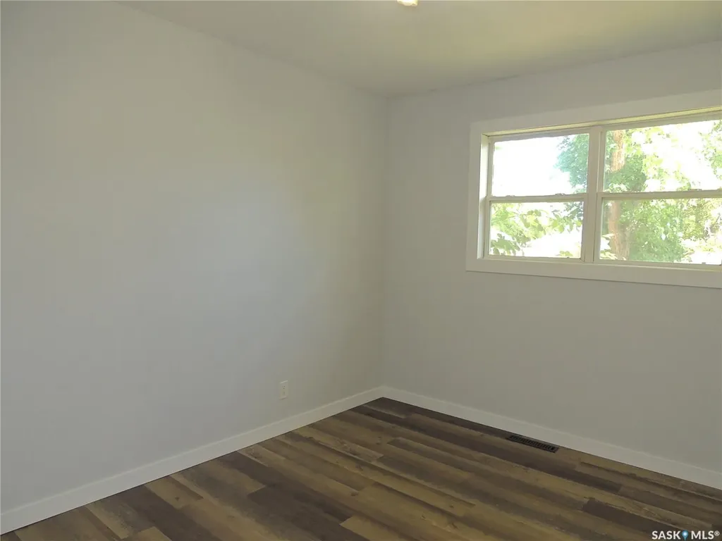 826 Albert Street Estevan SK S4A 1S1