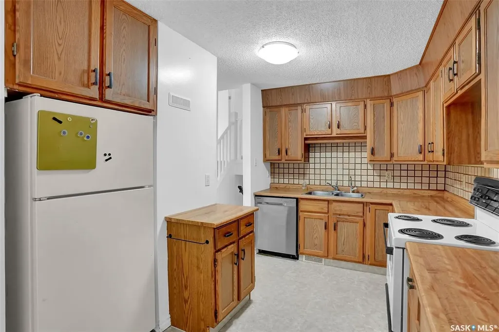 1244 Runciman Crescent N Regina SK S4X 3A8