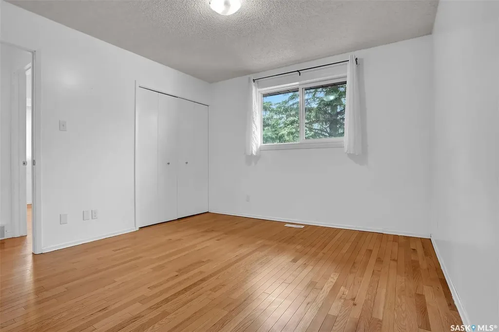 1244 Runciman Crescent N Regina SK S4X 3A8