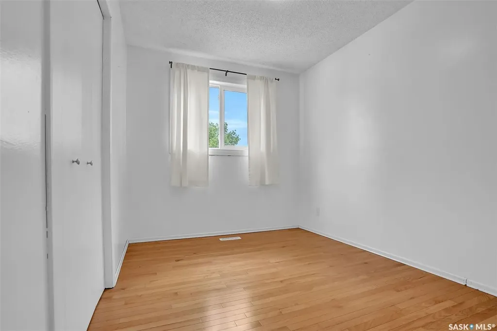 1244 Runciman Crescent N Regina SK S4X 3A8