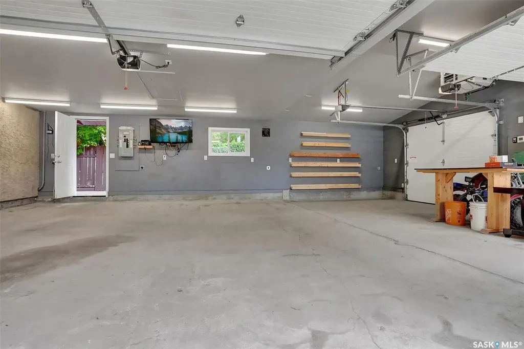 1244 Runciman Crescent N Regina SK S4X 3A8