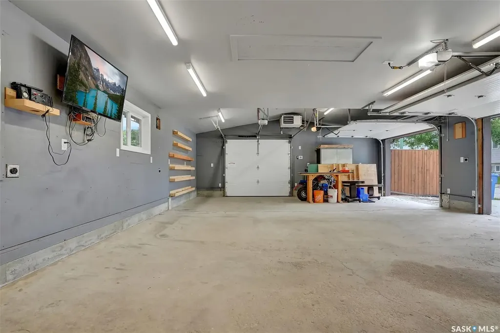 1244 Runciman Crescent N Regina SK S4X 3A8