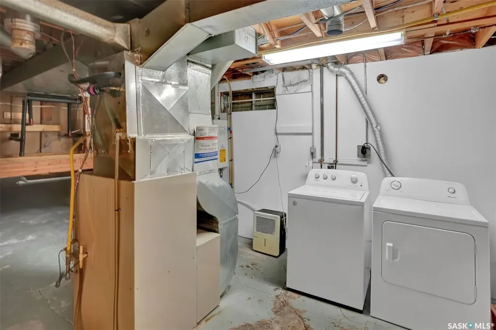 1244 Runciman Crescent N Regina SK S4X 3A8