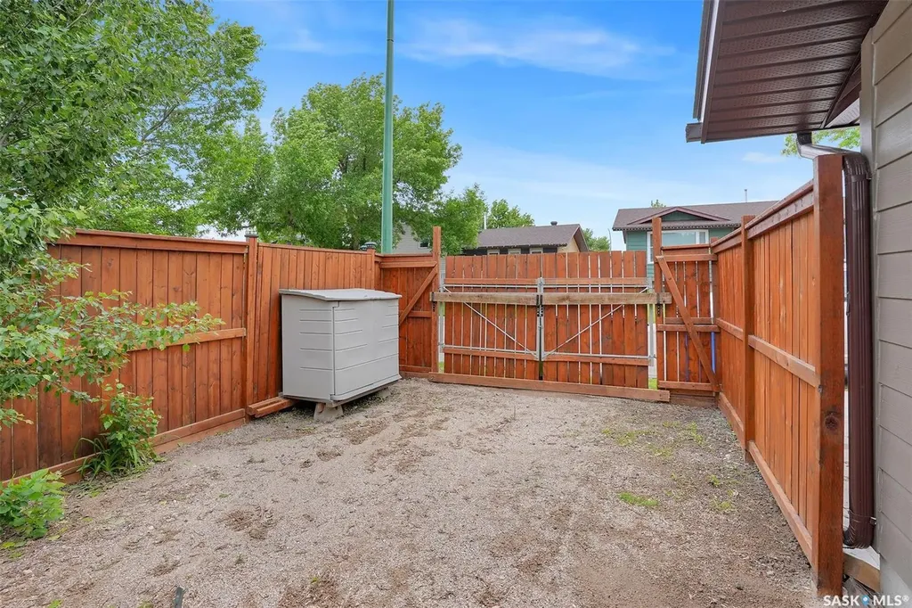 1244 Runciman Crescent N Regina SK S4X 3A8