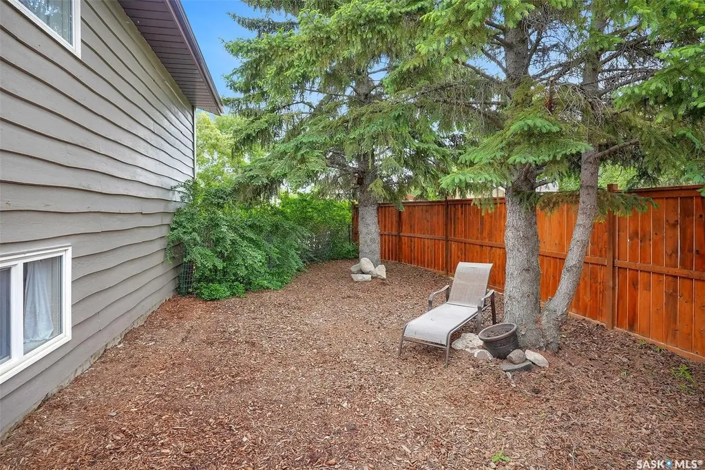 1244 Runciman Crescent N Regina SK S4X 3A8