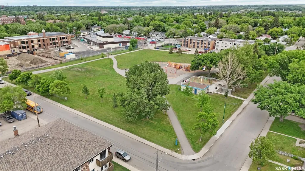 117 U Avenue S Saskatoon SK S7M 3B9