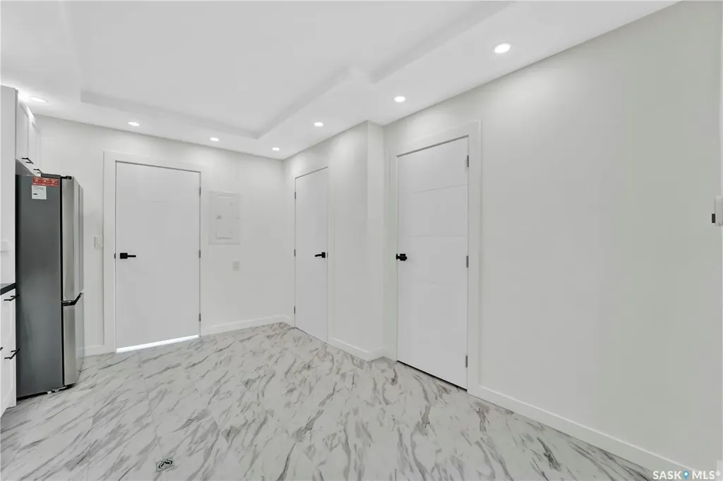 117 U Avenue S Saskatoon SK S7M 3B9