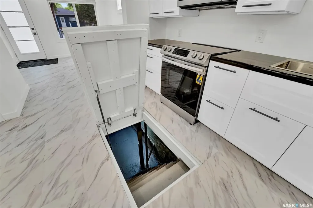 117 U Avenue S Saskatoon SK S7M 3B9