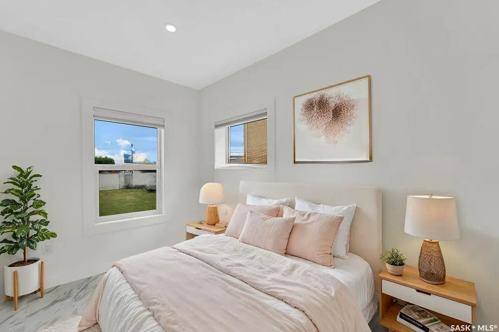 117 U Avenue S Saskatoon SK S7M 3B9