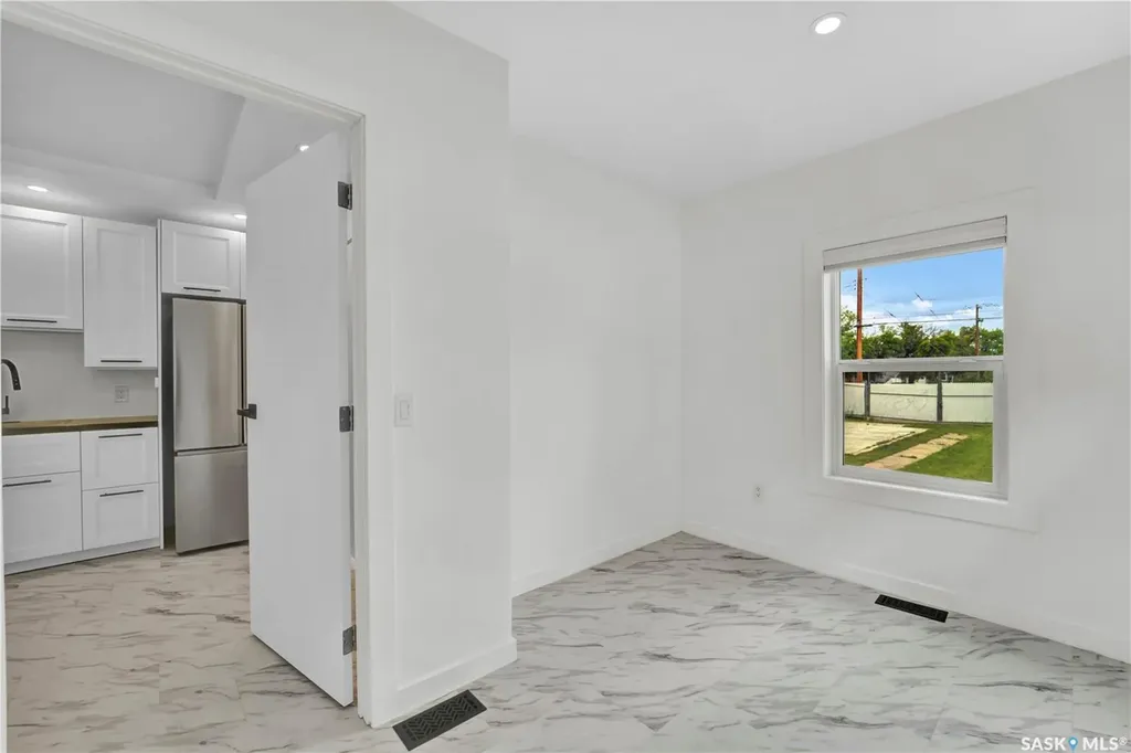 117 U Avenue S Saskatoon SK S7M 3B9